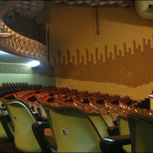 بازسازی سالن اصلی تئاتر شهر از 15 خرداد