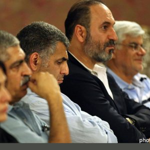دیدار جمعی از هنرمندان با دکتر عارف
