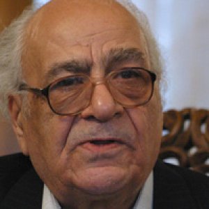 مشفق کاشانی هم پر کشید
