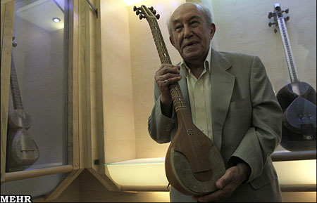 احمد ابراهیمی استاد آواز ایرانی درگذشت